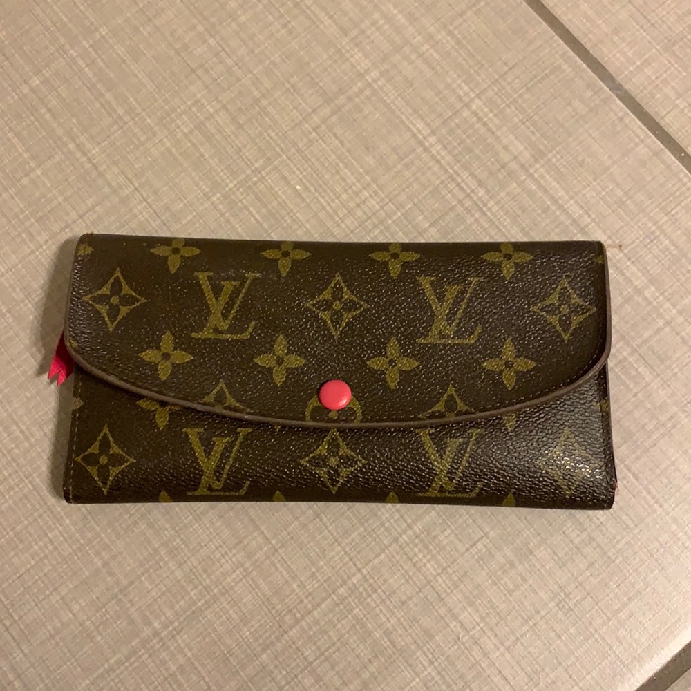 Louis Vuitton Emily Wallet